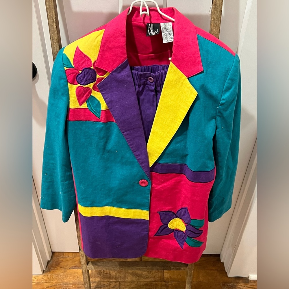 Ali Miles Vintage Blazer & Shorts Set